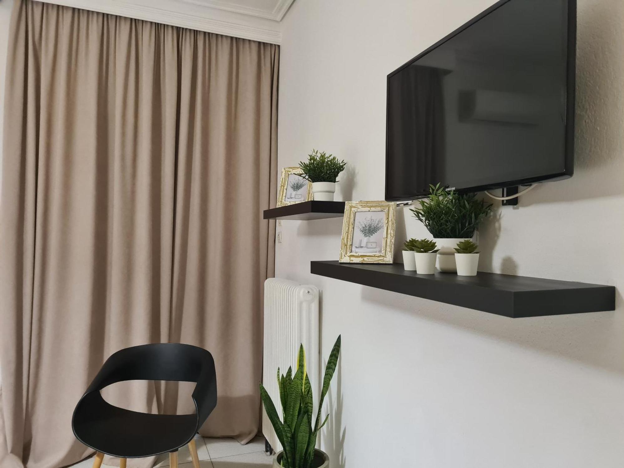 לריסה Apartment In The Heart Of The City 3 מראה חיצוני תמונה