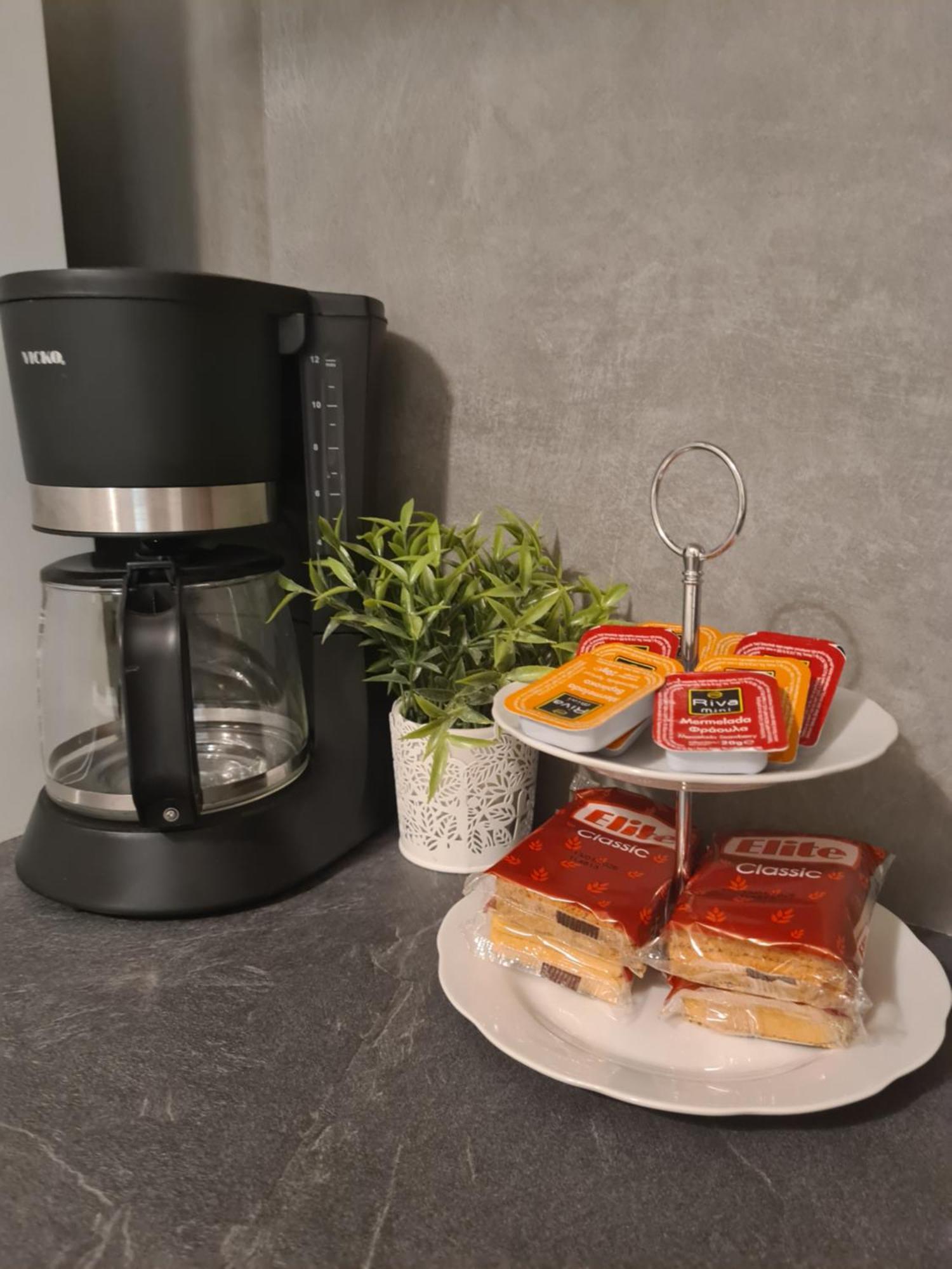 לריסה Apartment In The Heart Of The City 3 מראה חיצוני תמונה