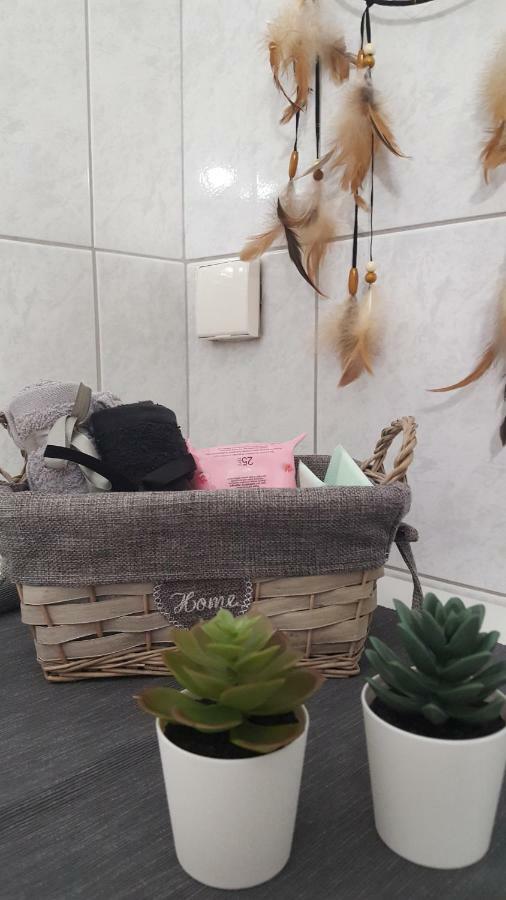 לריסה Apartment In The Heart Of The City 3 מראה חיצוני תמונה